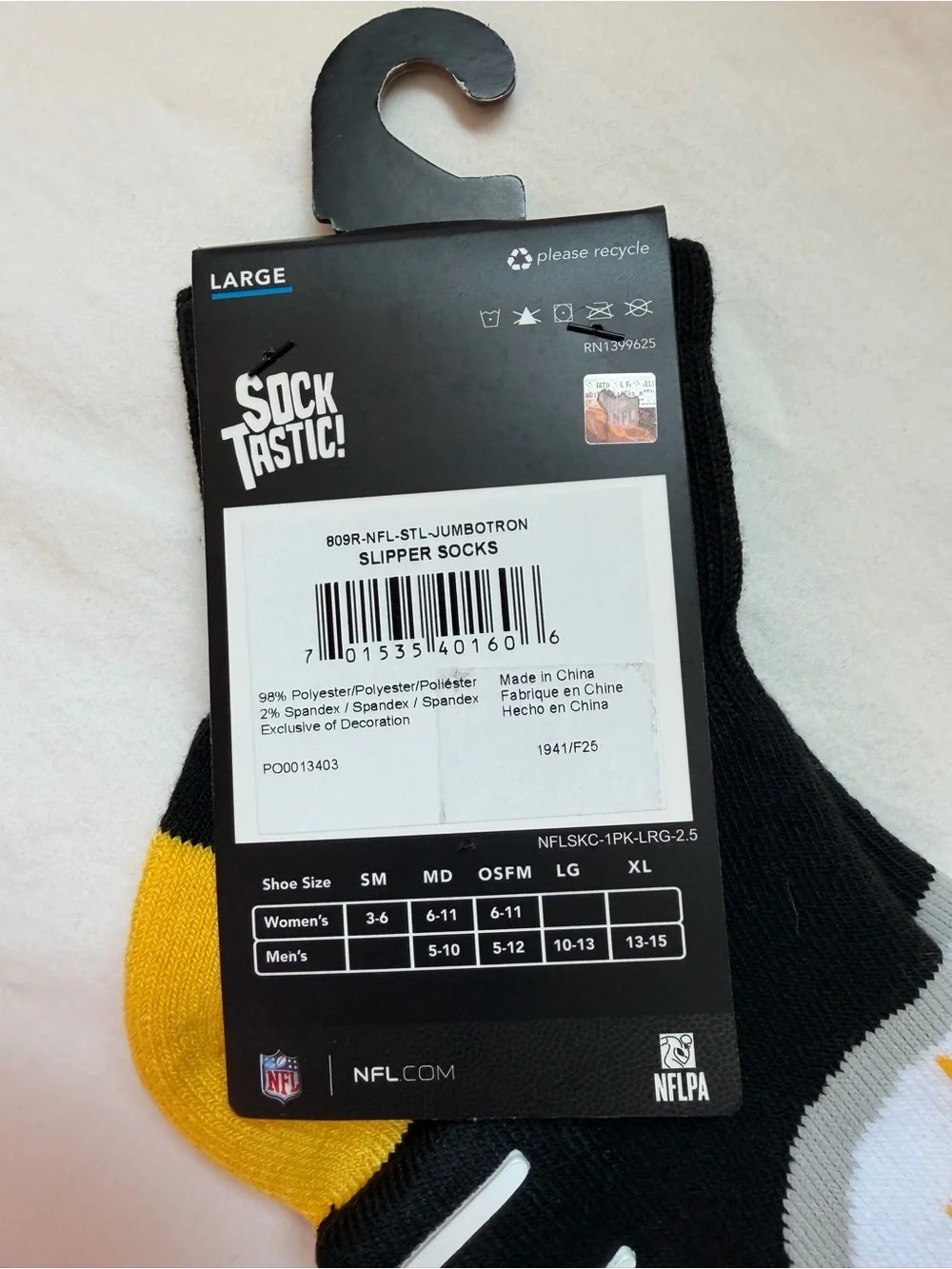 NFL Pittsburgh Steelers Socktastic Jumbotron Slipper Socks Large NWT Grip